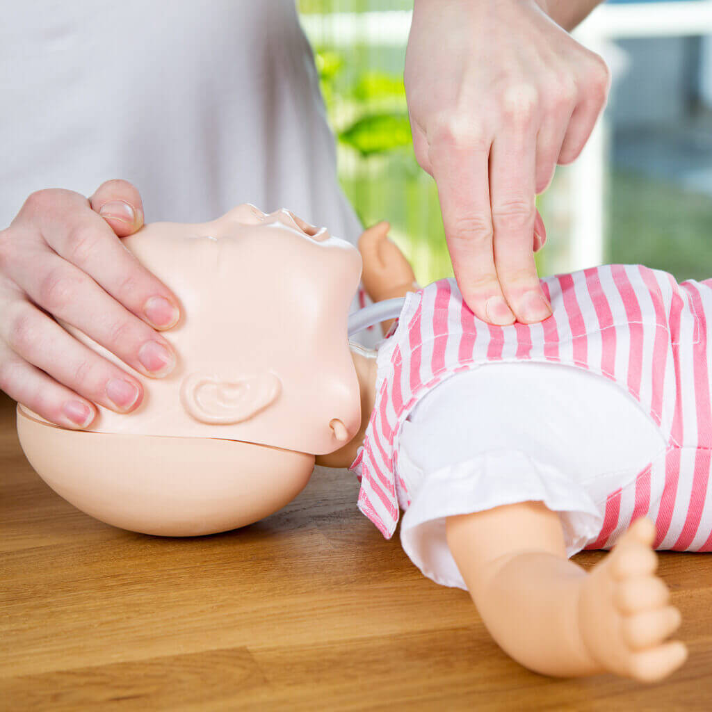 Corso di primo soccorso per neonati e bambini
