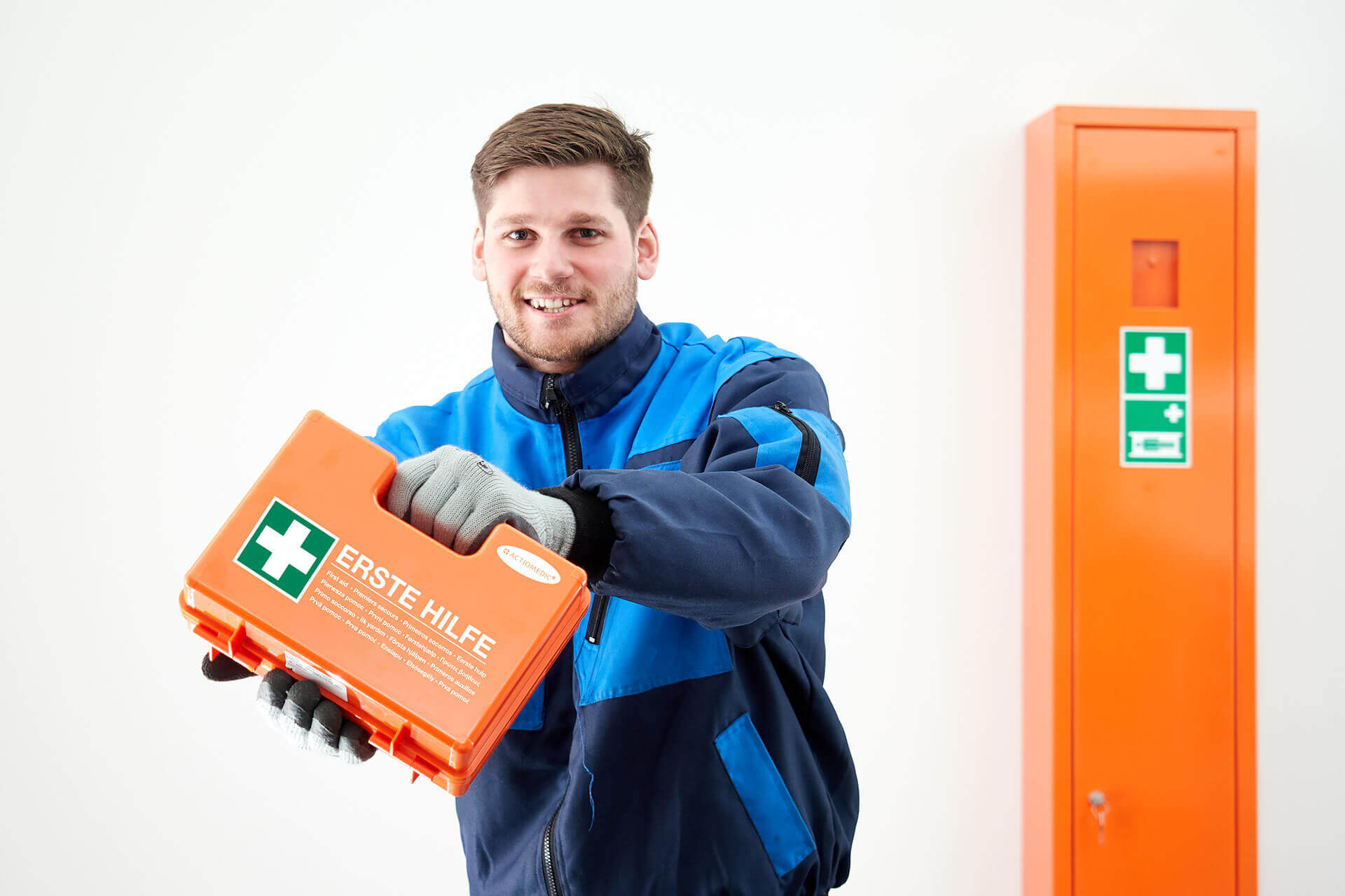 actiomedic_0003_Cover_Verbandkoffer.jpg